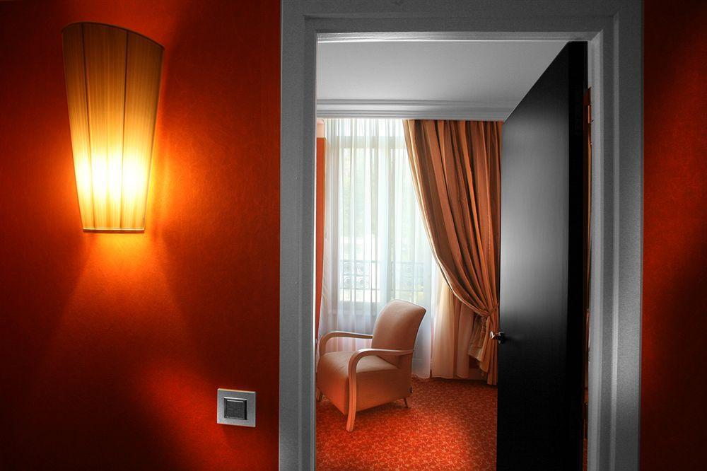 Hotel Princesse Flore Royat Exterior photo