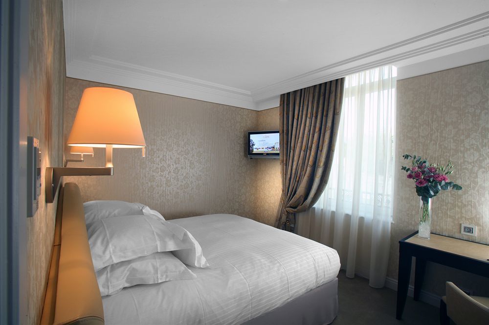 Hotel Princesse Flore Royat Exterior photo